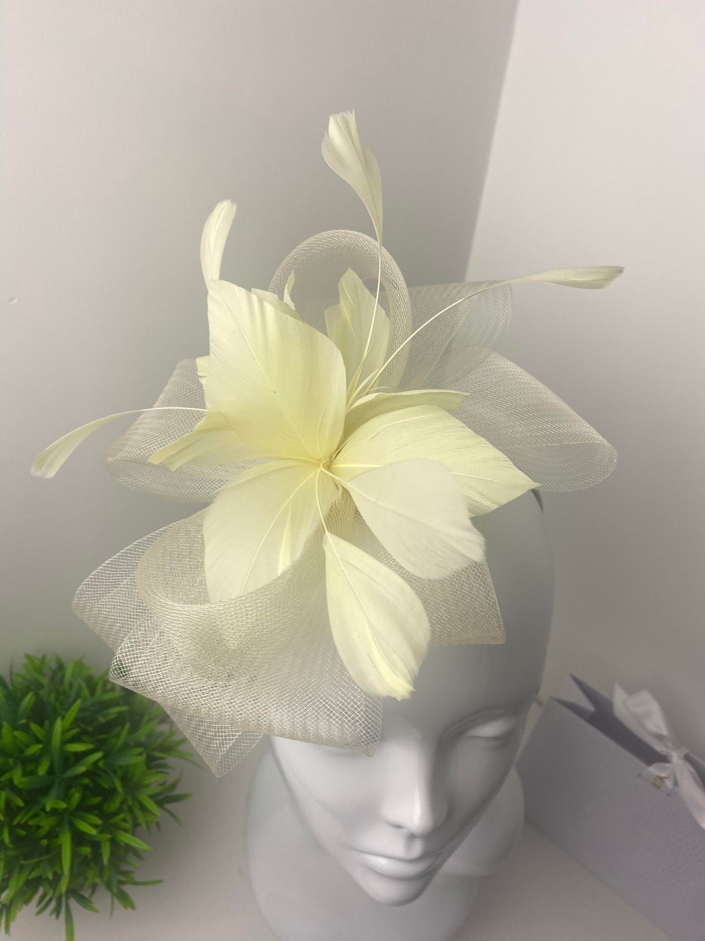 Floral Bloom Cream Feather Fascinator