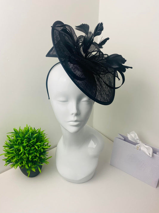 Clarence Black Disc Fascinator