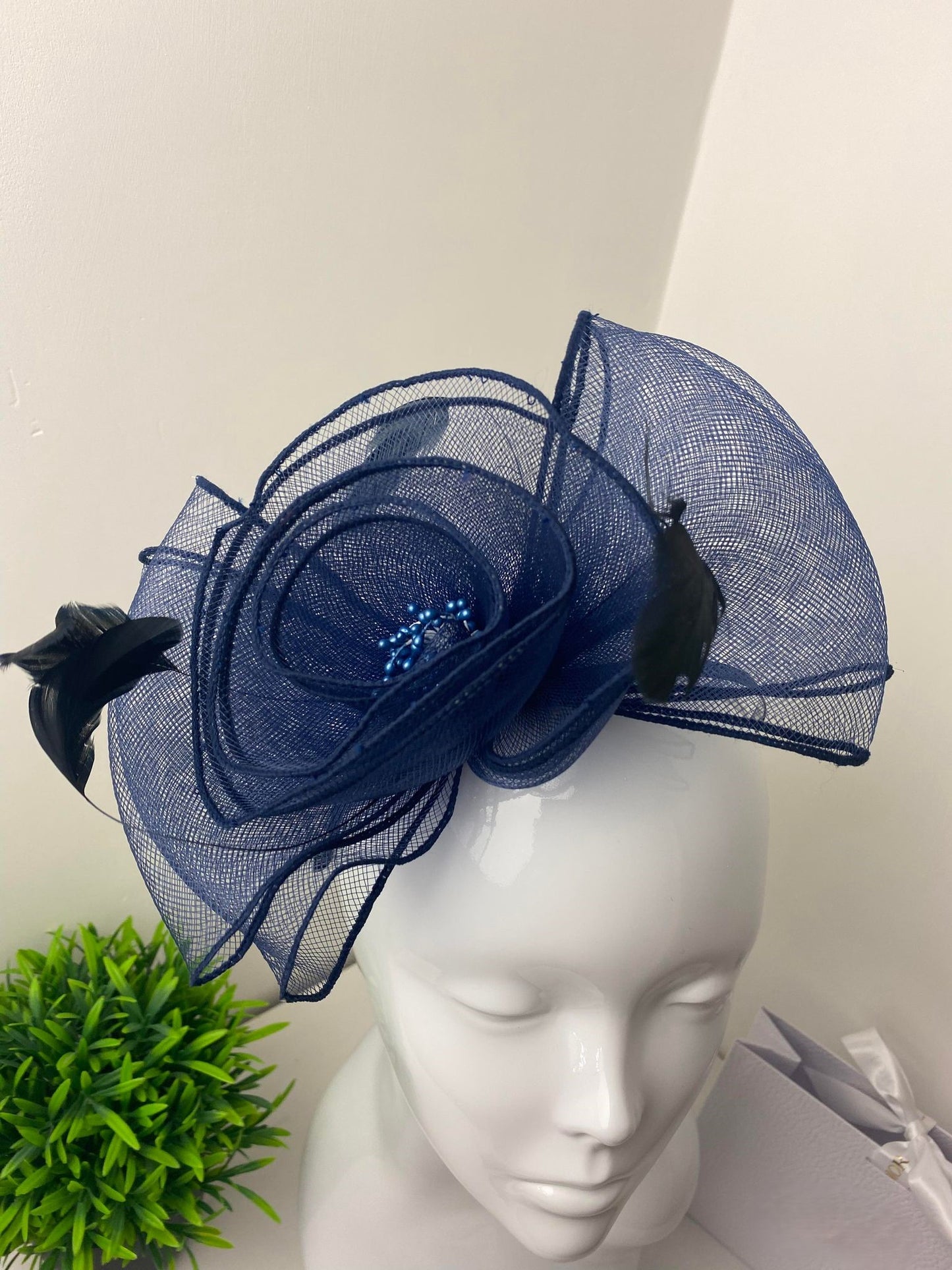 Oversize Crin Bow Navy Fascinator