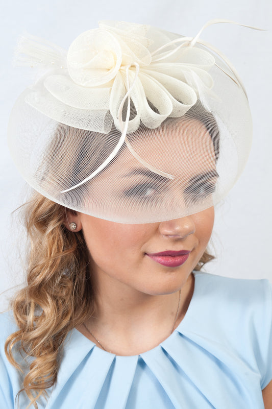 Cream Veil Clip Fascinator