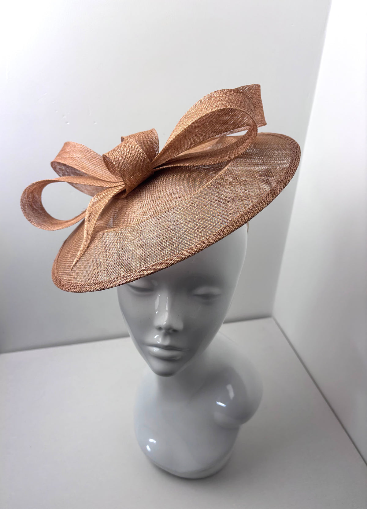 The Morpeth Bespoke Toffee Bow Fascinator