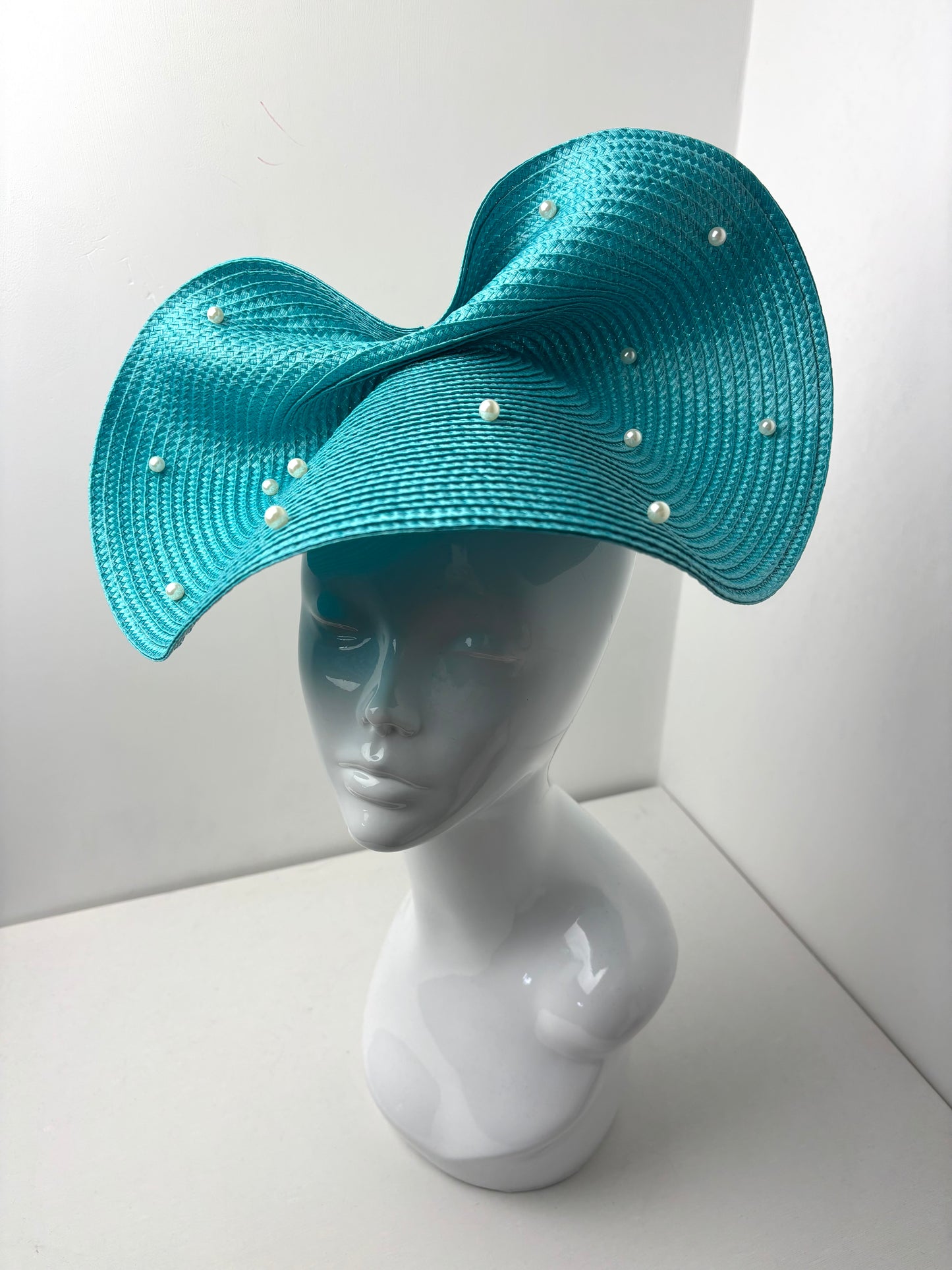 Northern Breeze Pearl Sculptural Occasion Hatinator  – Turquoise