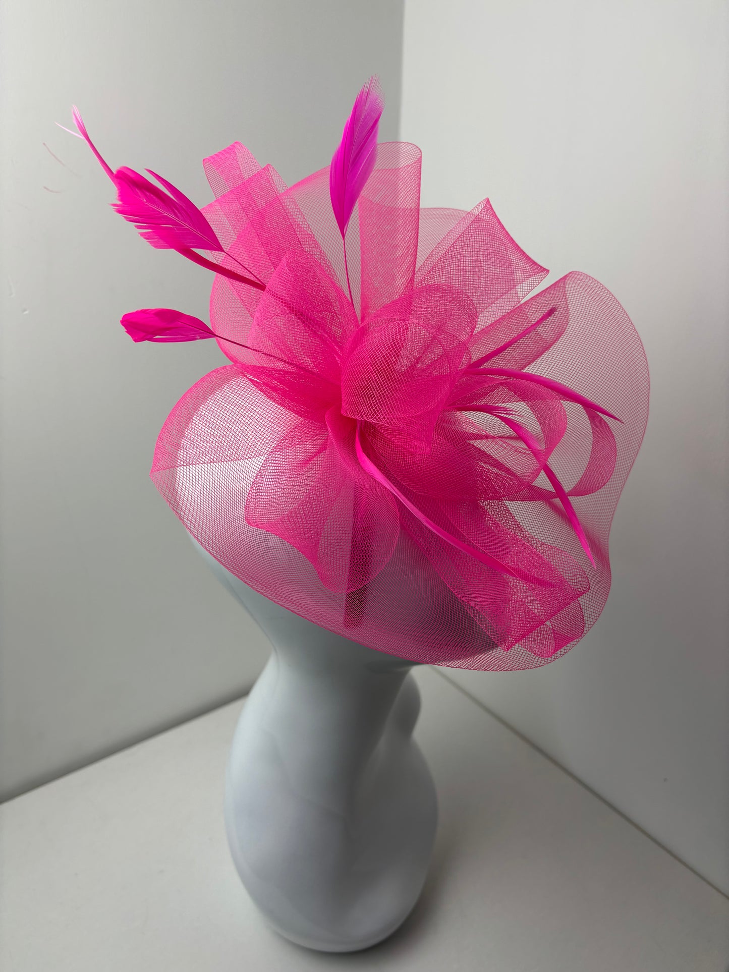 Clarissa Neon Pink Fascinator