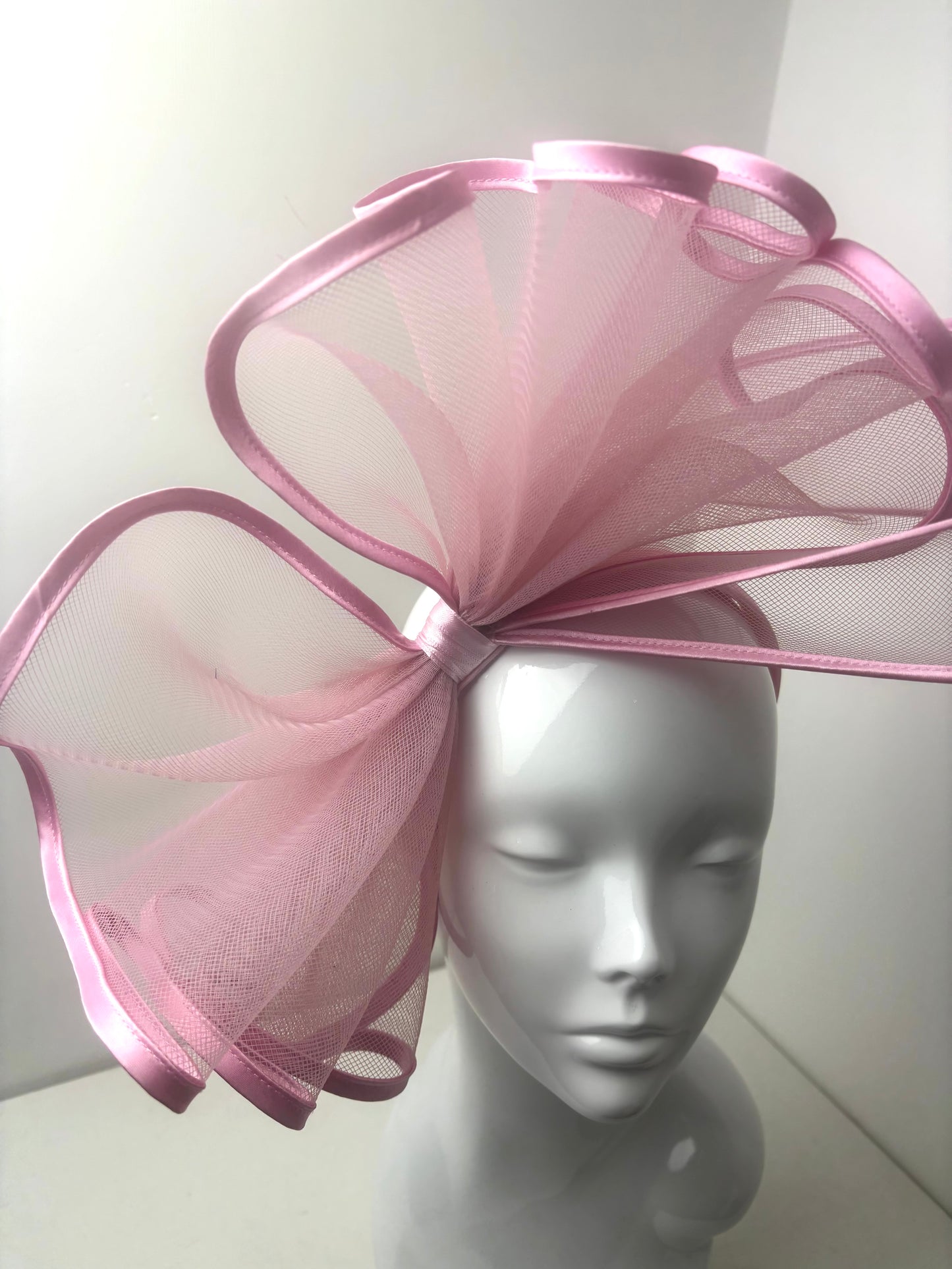 Bespoke Oversize Orbital Bow Structured Pink Fascinator