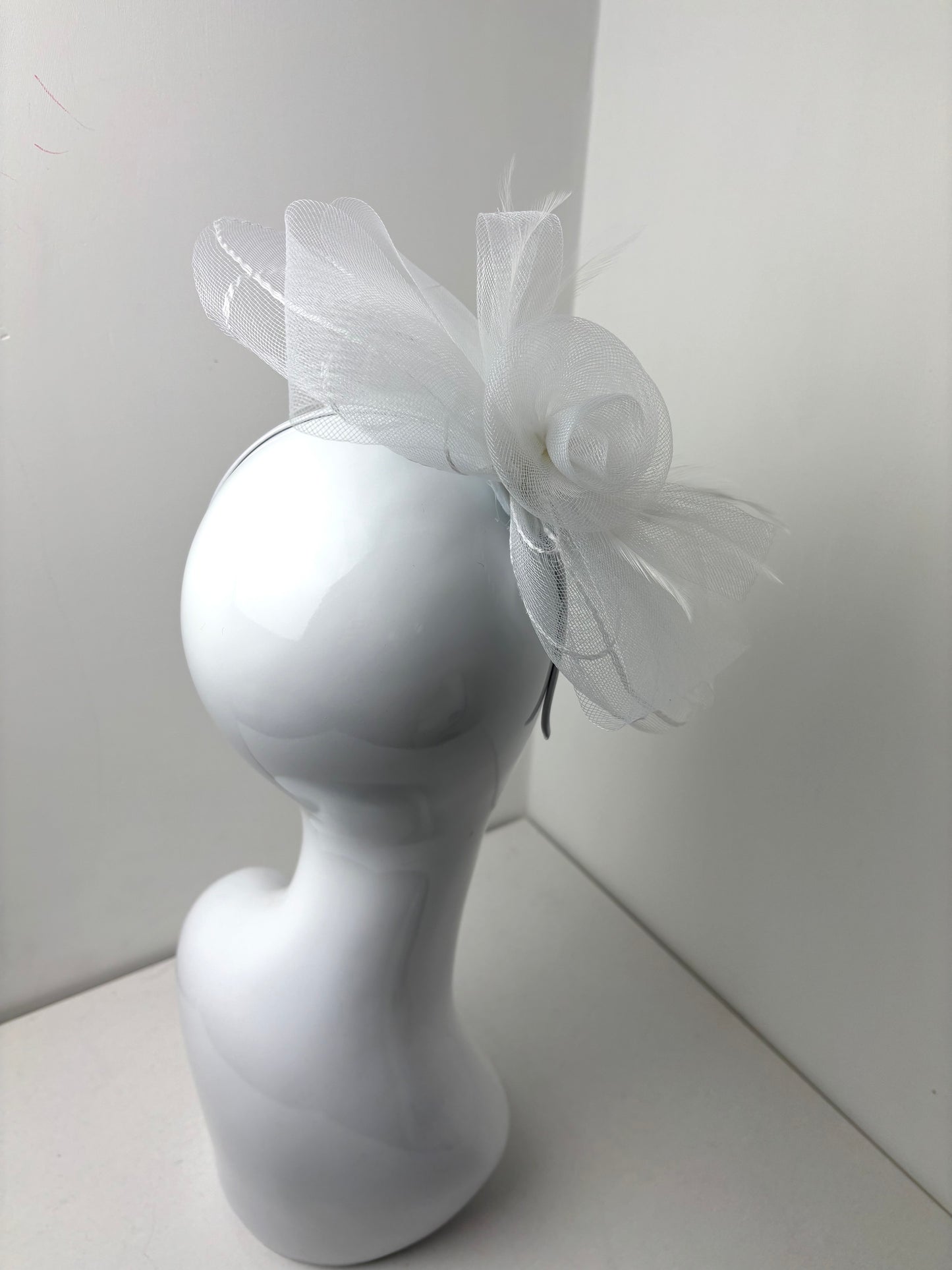White Geo Veil Crin Floral Fascinator