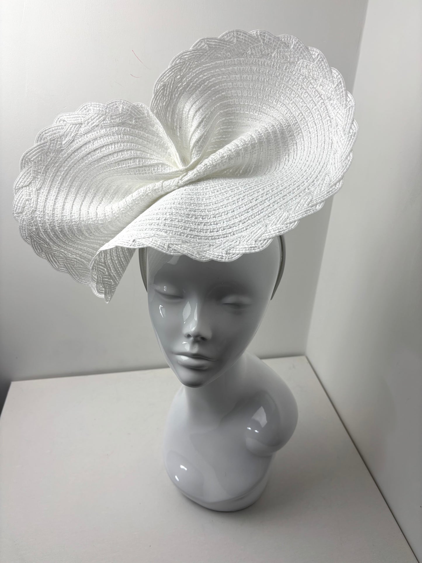Bespoke White Sculpted Wave Fascinator