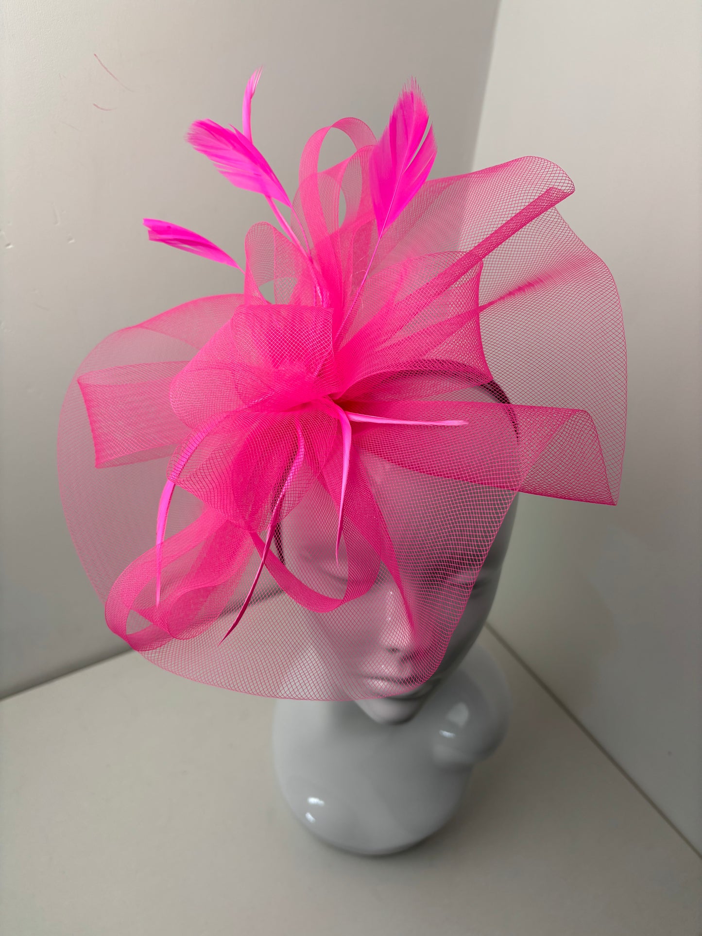 Clarissa Neon Pink Fascinator