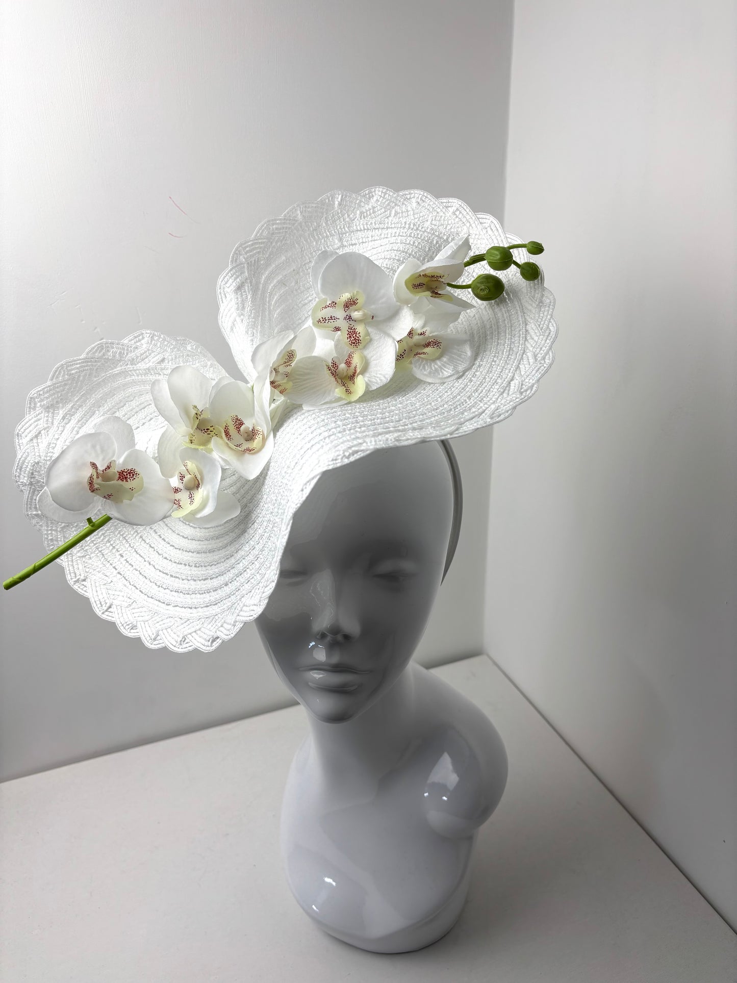Bespoke Bright White Woven Orchid Hatinator