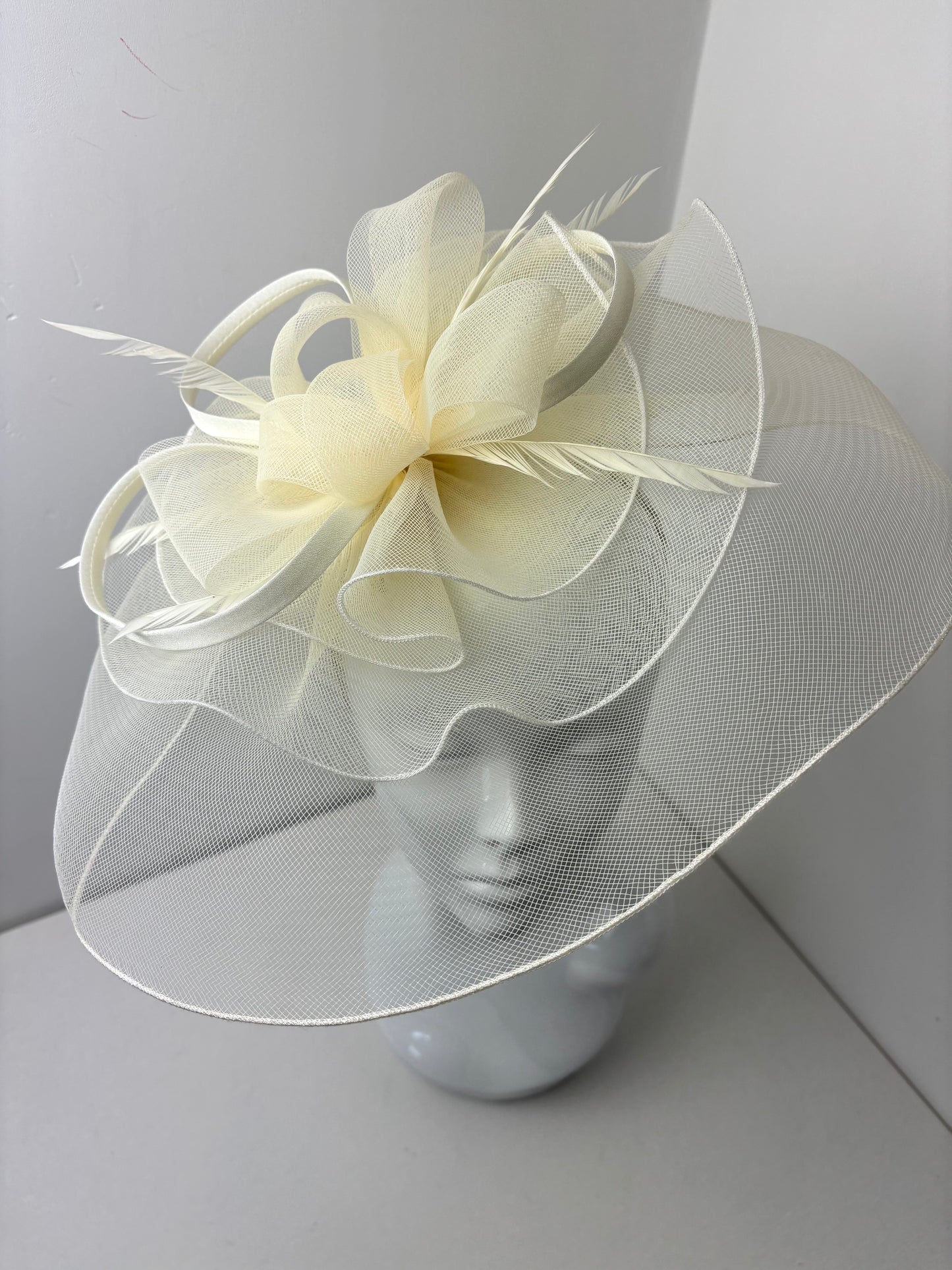 Oversized Cream Loop Veil Fascinator