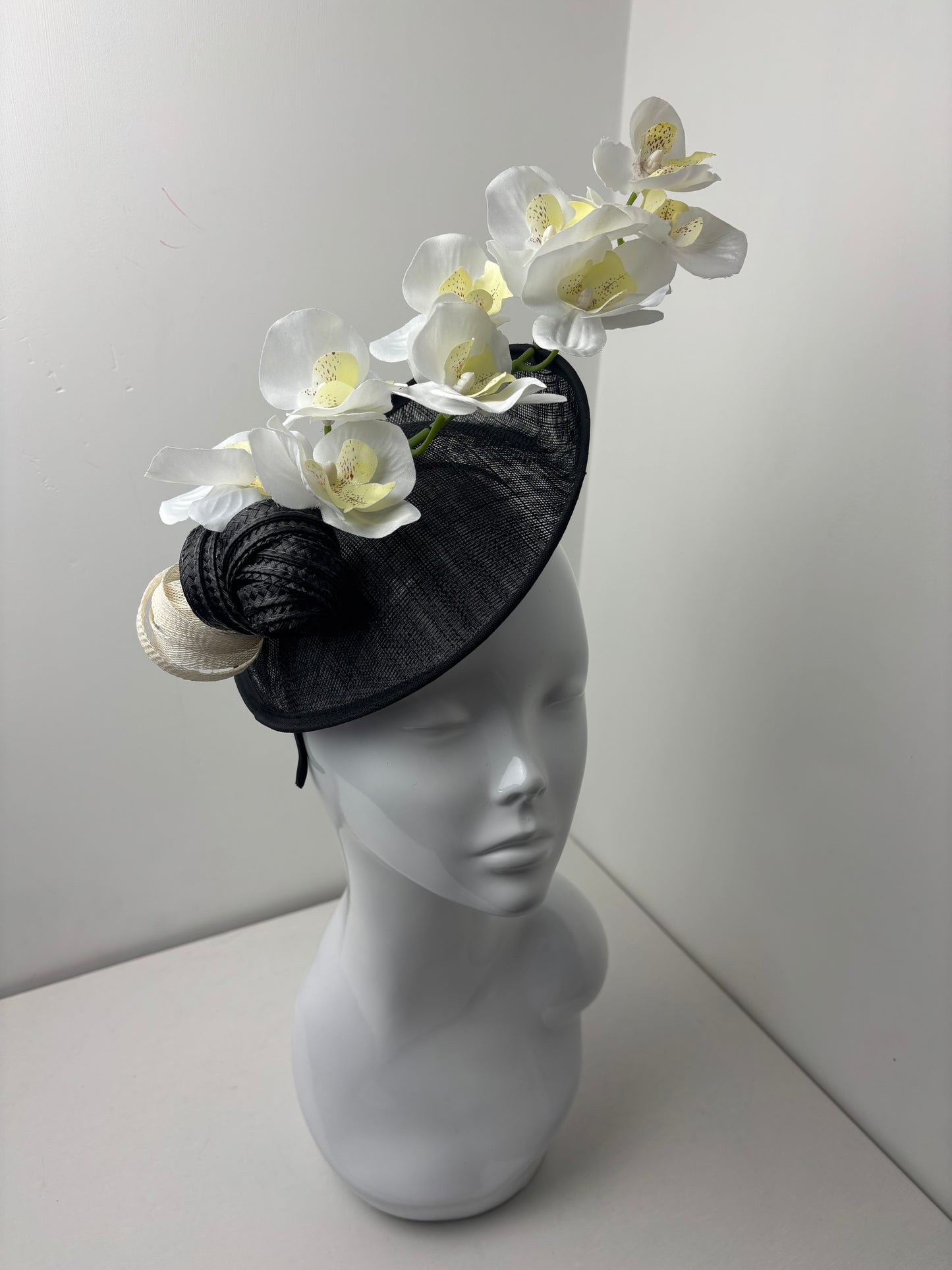 Bespoke Orchid Statement Fascinator Black & Ivory