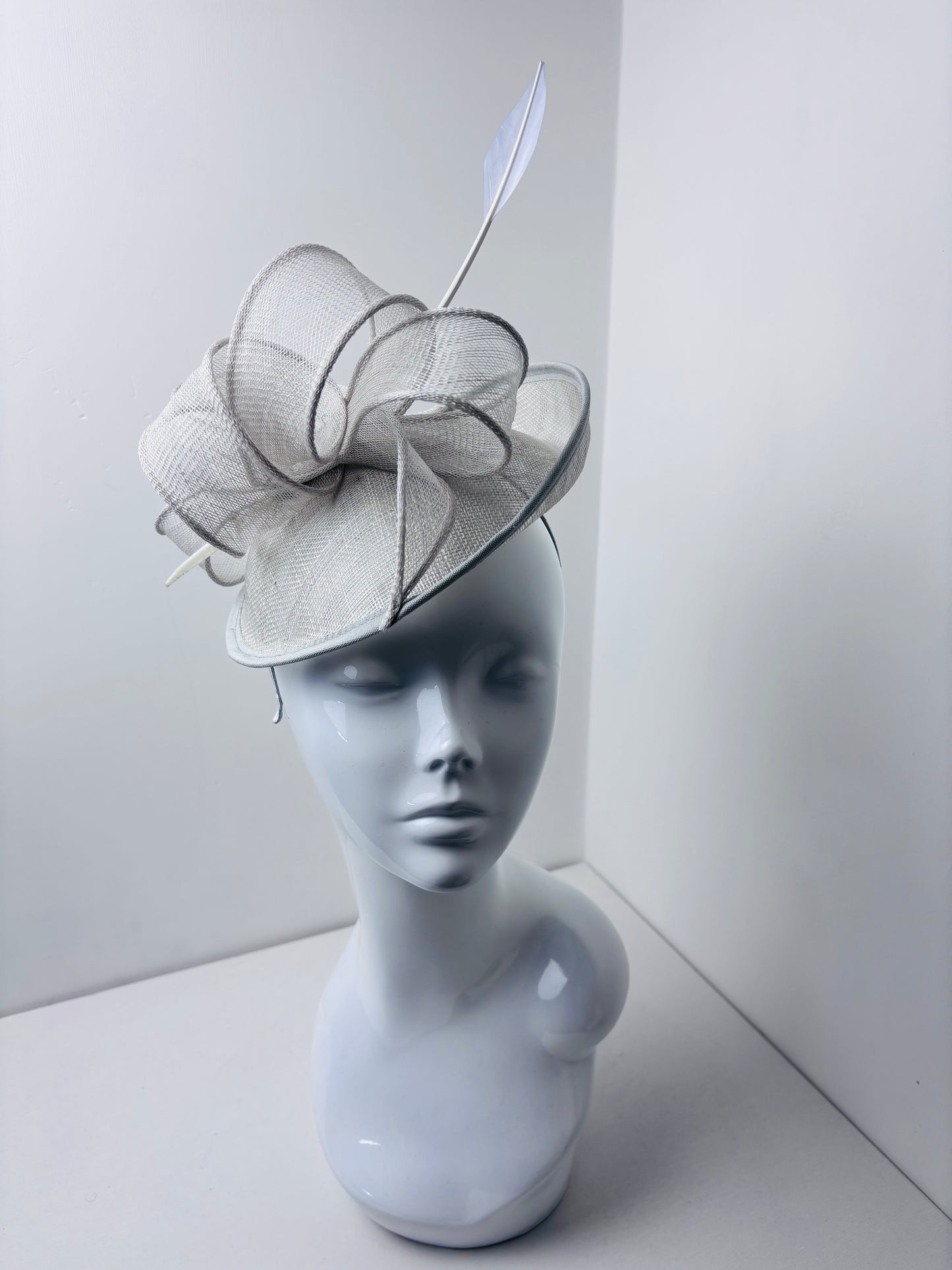 Pale Grey Sinamay Statement Fascinator with Clip & Headband | Elegant Wedding & Race Day Hat