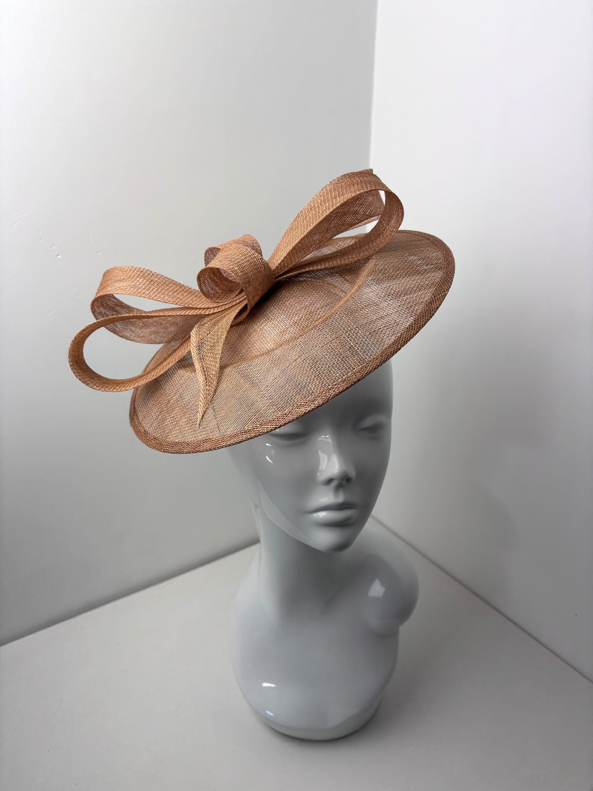 The Morpeth Bespoke Toffee Bow Fascinator