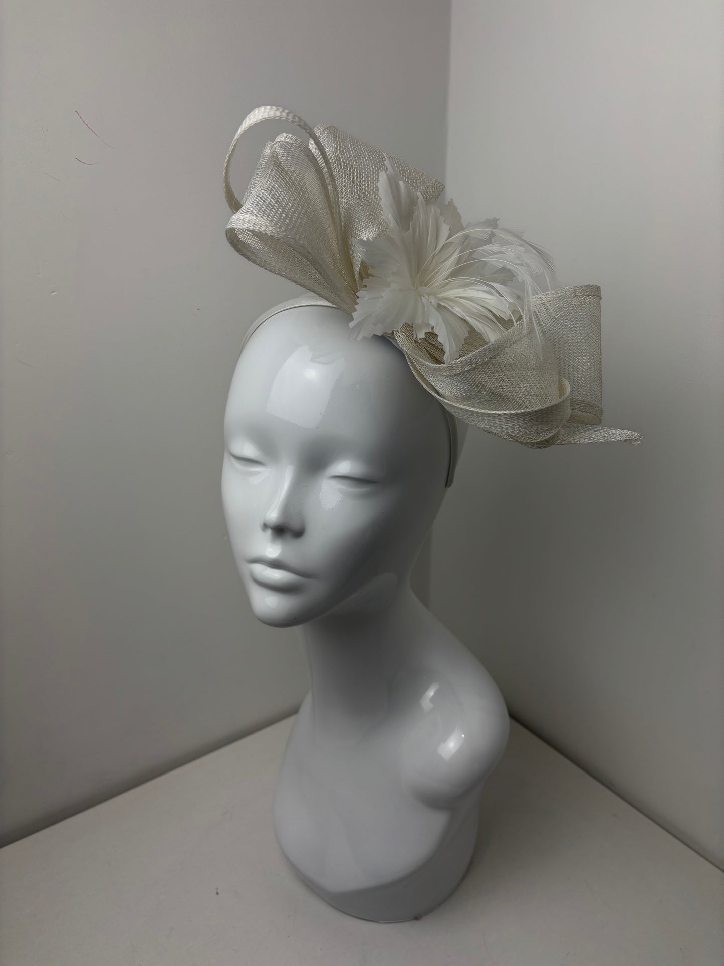 Off White Sinamay Bow Feather Fascinator