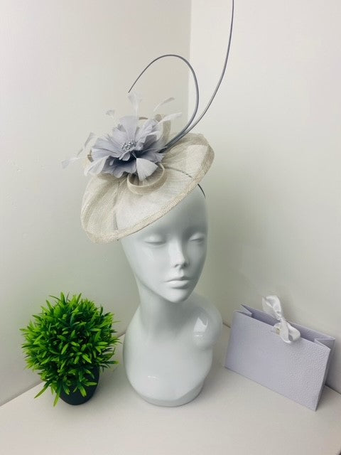 Floral Antara Bloom Light Grey Fascinator
